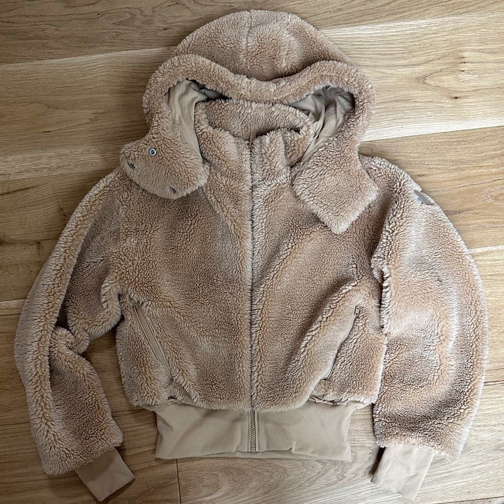 ALO Foxy Sherpa Jacket Plush Tan Bomber Jacket S